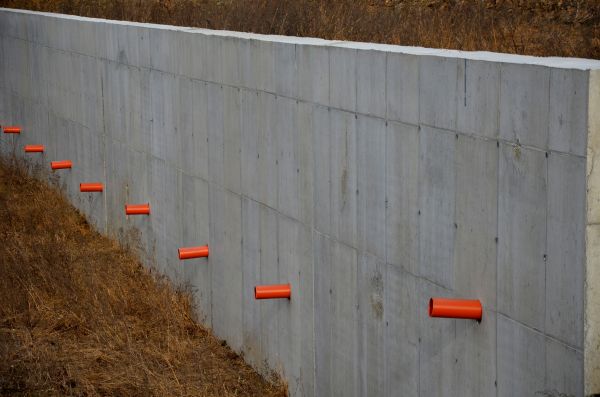 Retaining Wall Drainage in Gilbert
